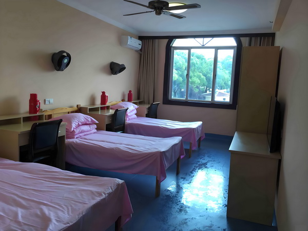 本科留学生深圳入户_细节藏不住爱！白敬亭晒家意外暴露恋情？ 们都相信悉很熟司机